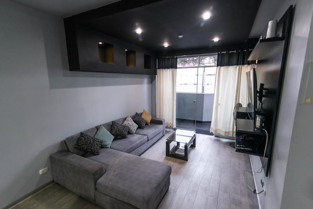 Miraflores Apartment Lima Bagian luar foto